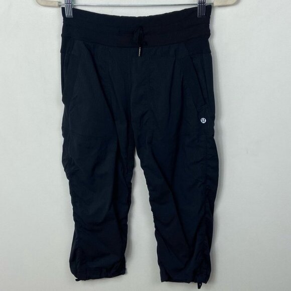 Lululemon Black Studio Crop Pants Joggers Unlined‎ Size 4 Yoga Run Dance Fitness - Picture 12 of 12